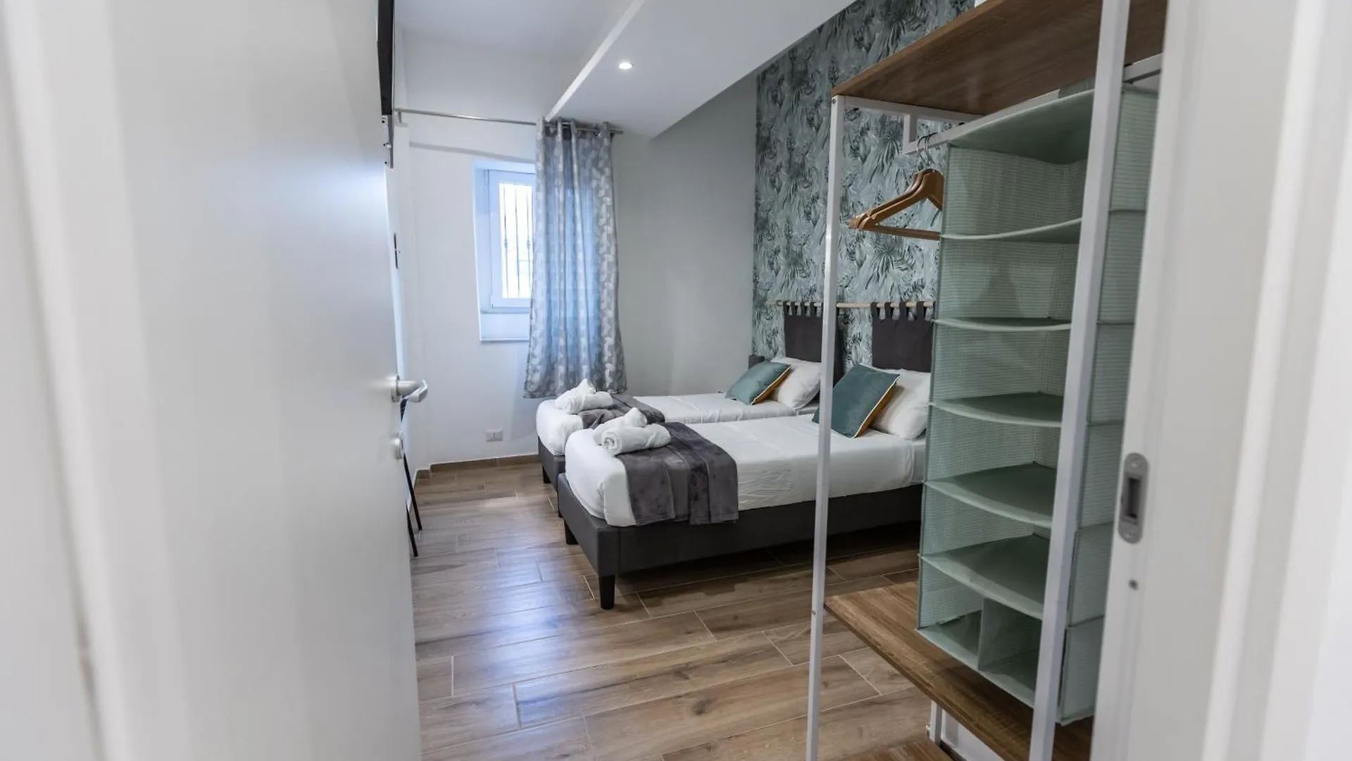 Al Castello-Independent House Villa Catania 0*,  Italy